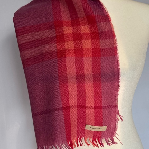 BURBERRY  Pink Checkered Scarf - Picture 1 of 6